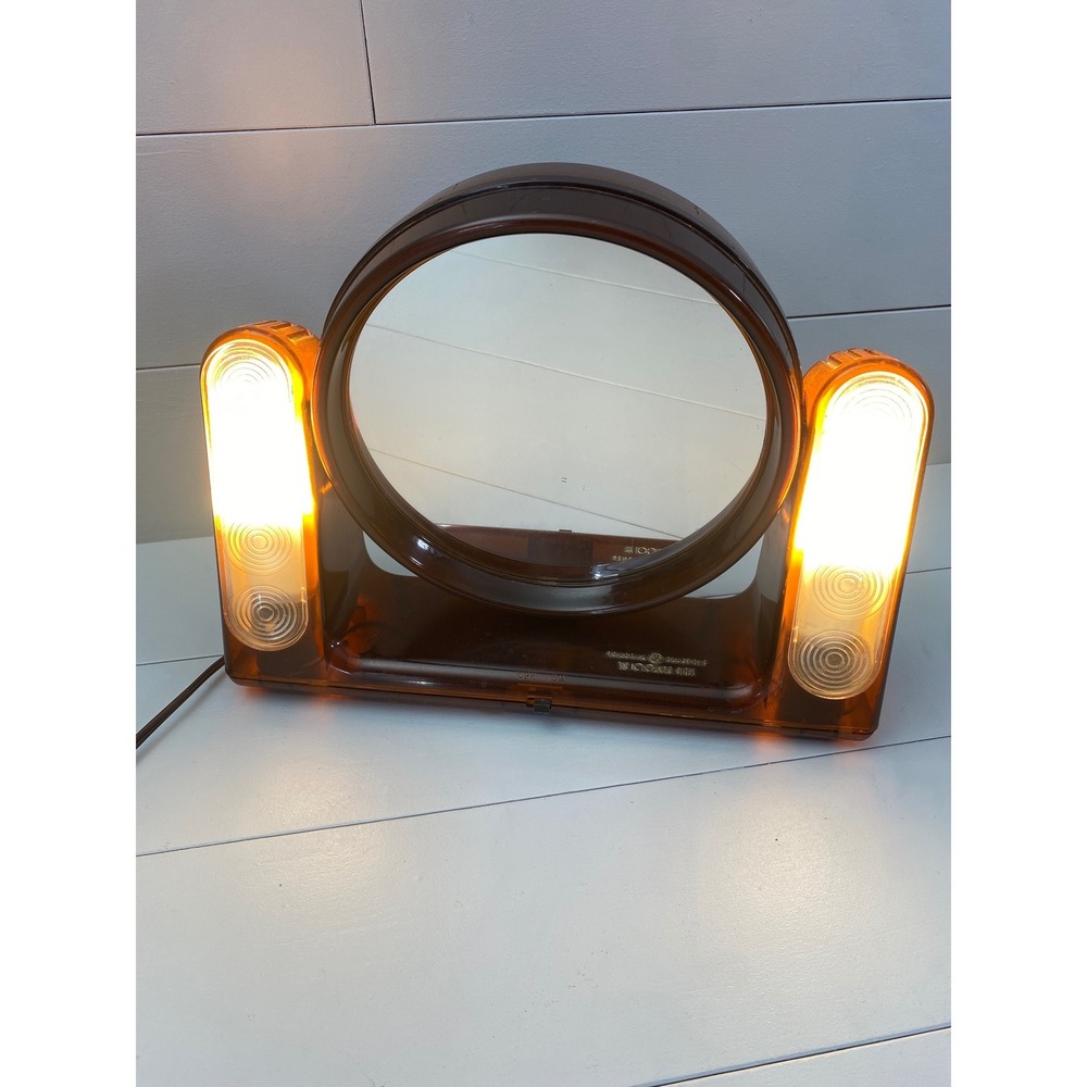 General Electric The Looking Glass Lighted Mirror Amber‎ Vintage 70s B1-5305-0